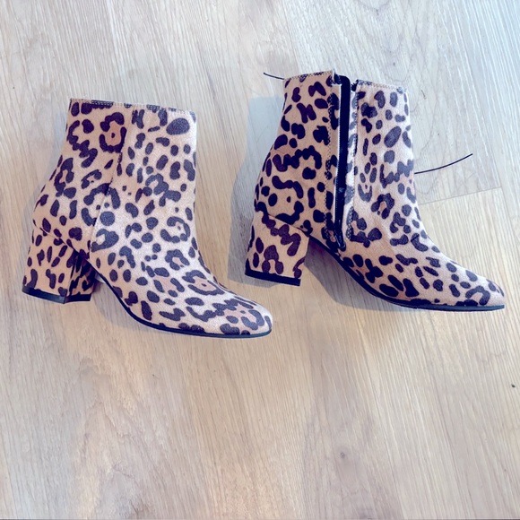Time and Tru Shoes - Time and Tru Leopard Print Ankle Boots block heels size 7 new